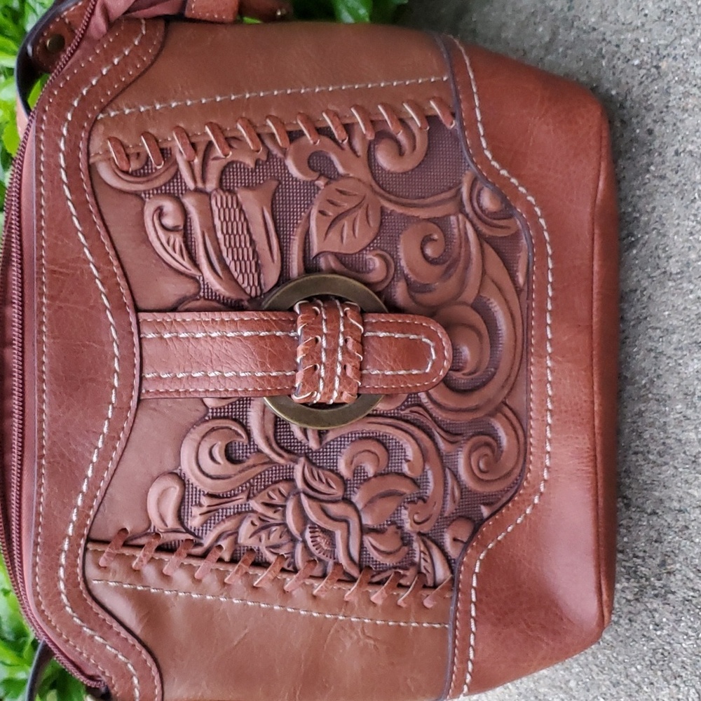 New B.O.C Millstone Tooled Crossbody - Picture 2 of 6